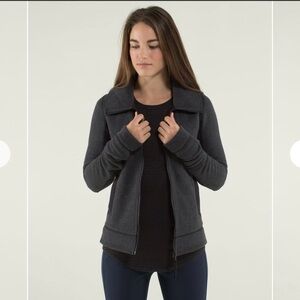Lululemon “En Route” jacket. Size 10. Dark gray. Thick cotton blend. EUC.